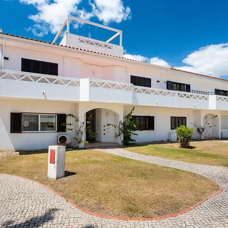 Tennis View Apartment
